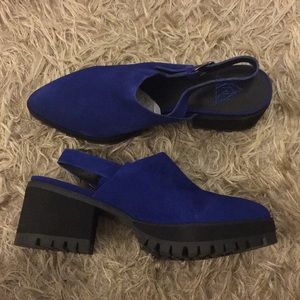YRU blue suede slingback platform mules sz 10